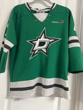 Dallas Stars home replica jersey in Victory Green | Size YL